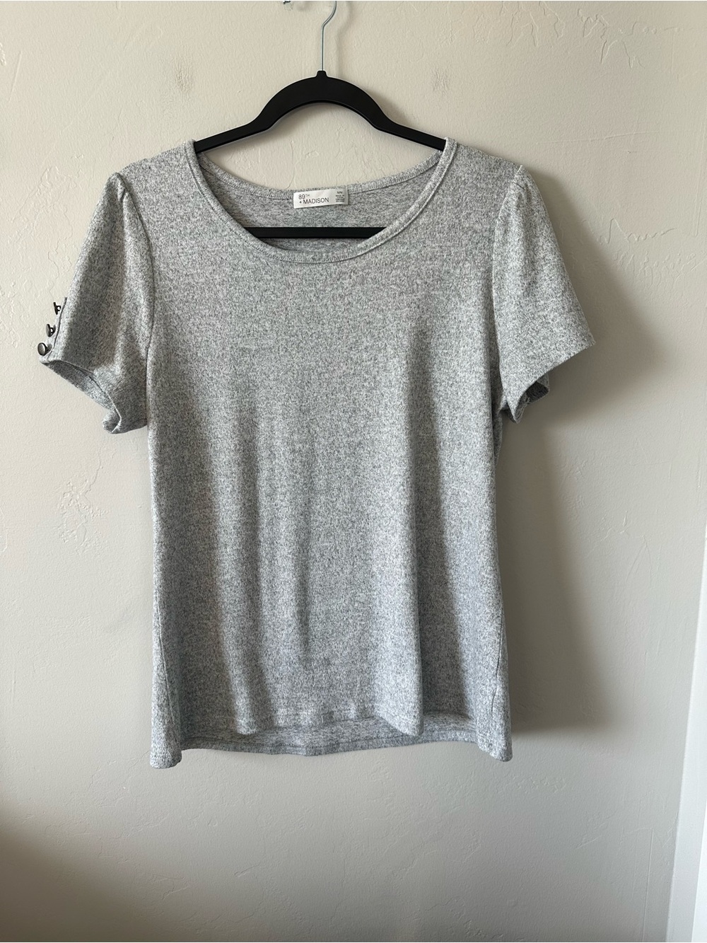 89th & Madison Light Heather Gray Short Sleeve Tee with Sleeve Buttons